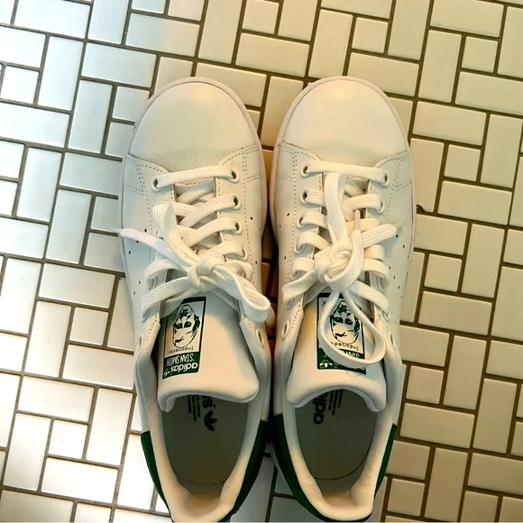 adidas gazelle silver green womens Adidas Stan Smith – Sports Uptown main image 1